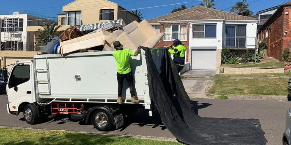 Junk Removal Services Kent WA for Fast and Reliable Cleanup