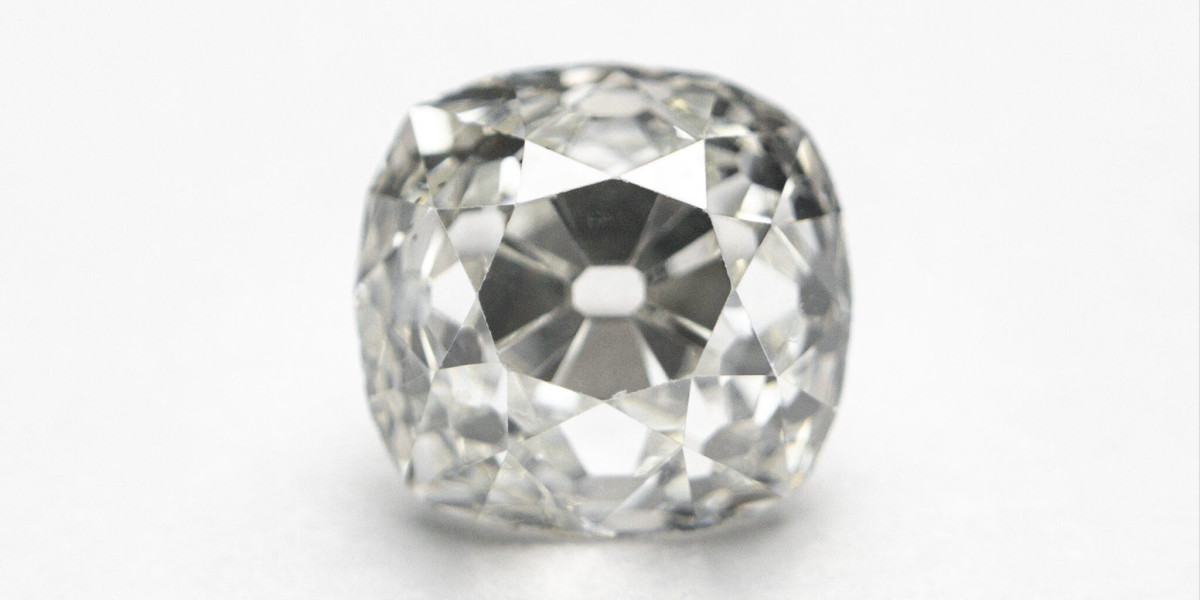 10 Reasons Why Old Cut Diamonds Are More Valuable Than Other Diamonds