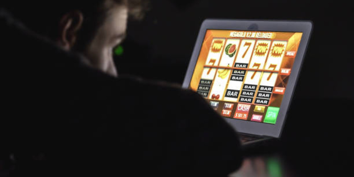 De mest populära spelslotsen i online casinon 2025: En titt på teman, funktioner och vinstpotential