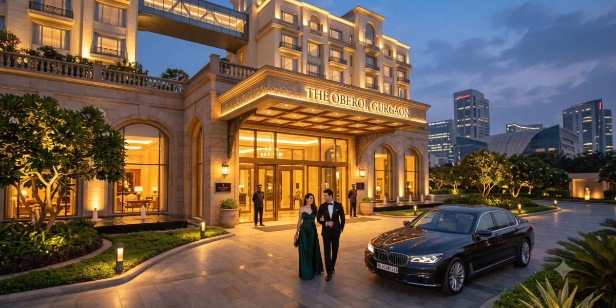 Experience Comfort and Elegance with Luxury Hotels in Gurgaon