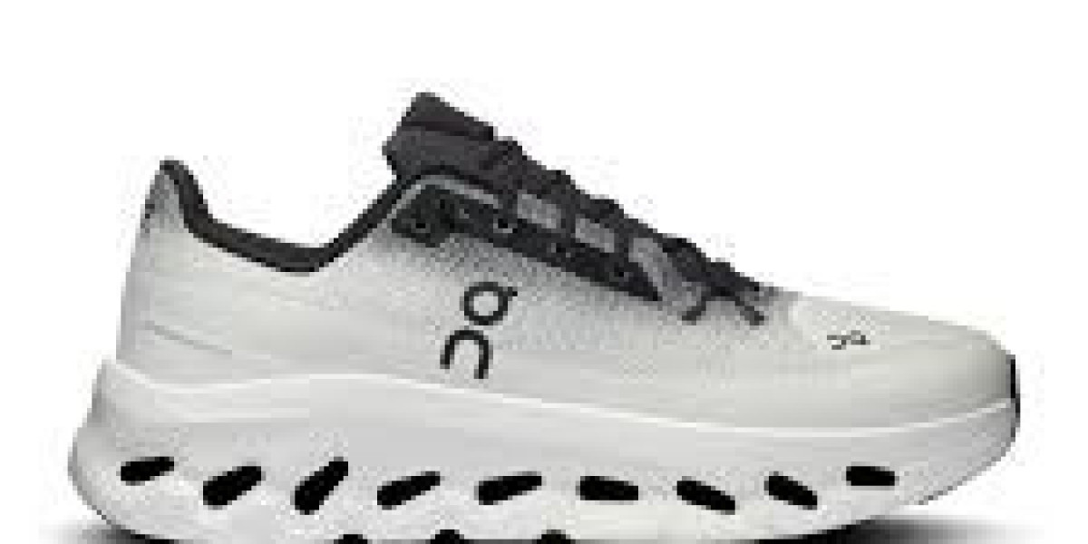 On Cloud Canada | High-Performance Shoes for Active People